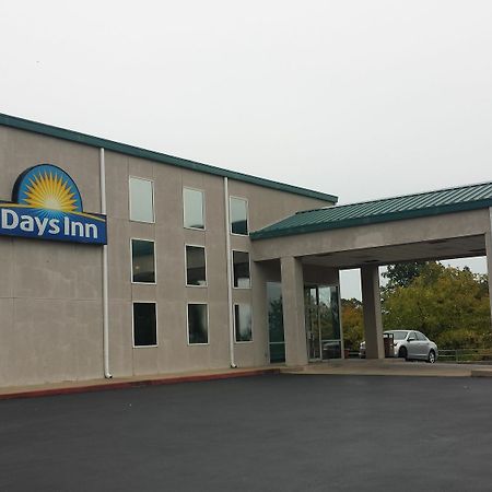 Days Inn By Wyndham Harrison Extérieur photo