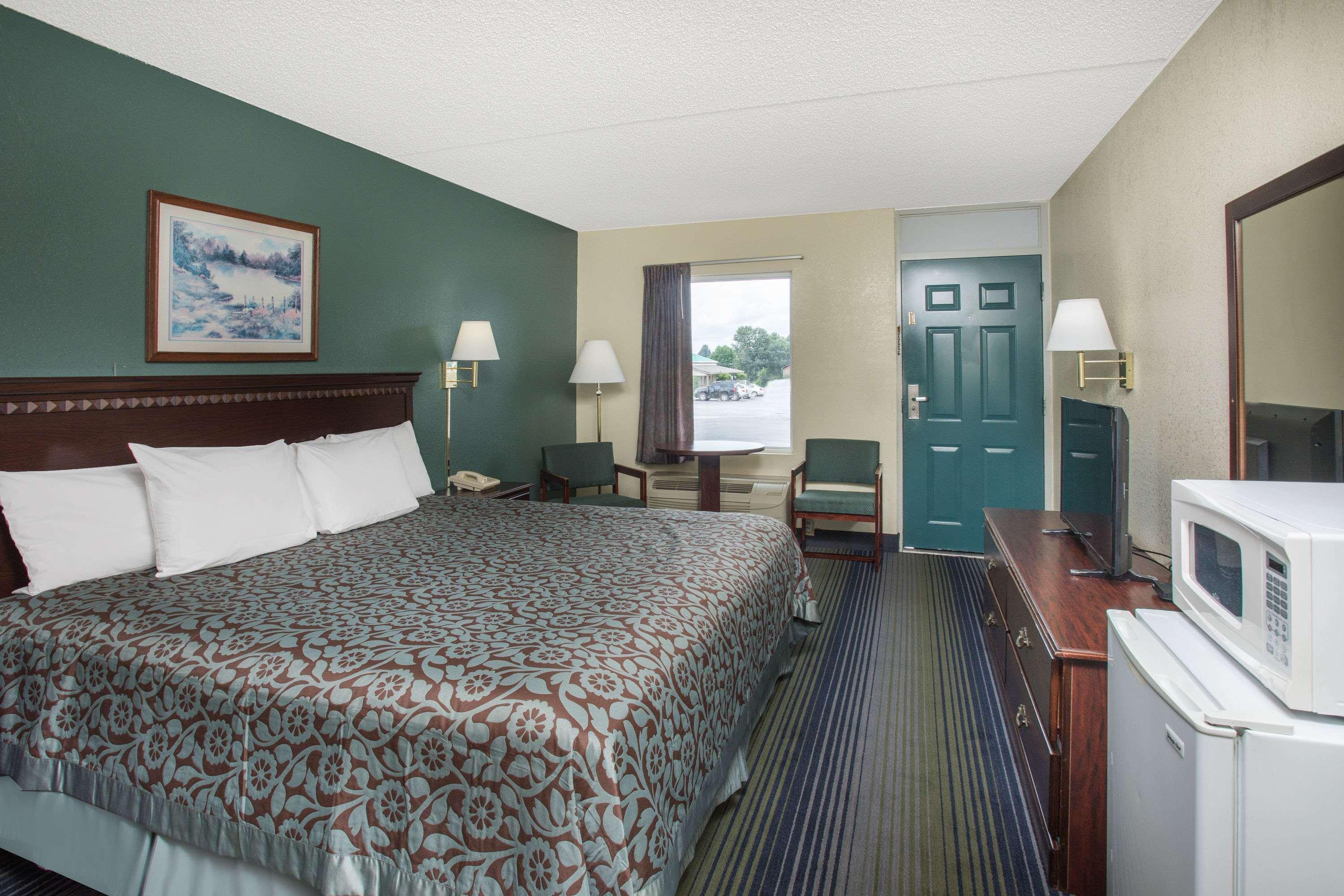 Days Inn By Wyndham Harrison Extérieur photo