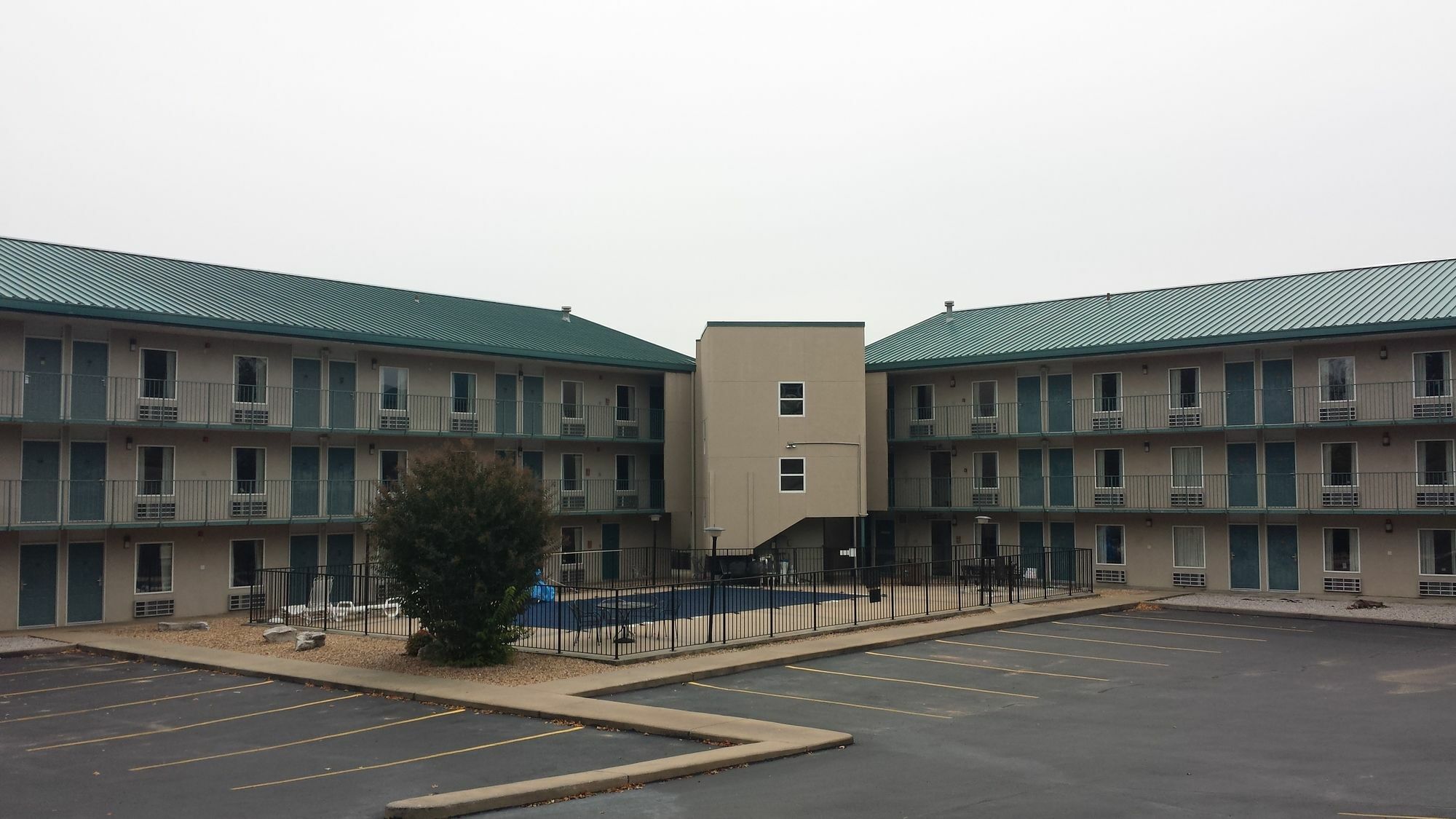 Days Inn By Wyndham Harrison Extérieur photo